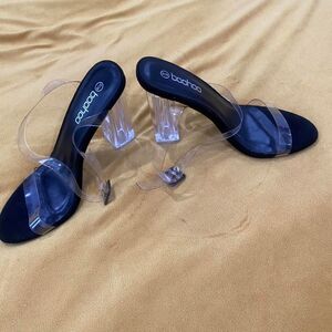 Boohoo Women's Black Sandals